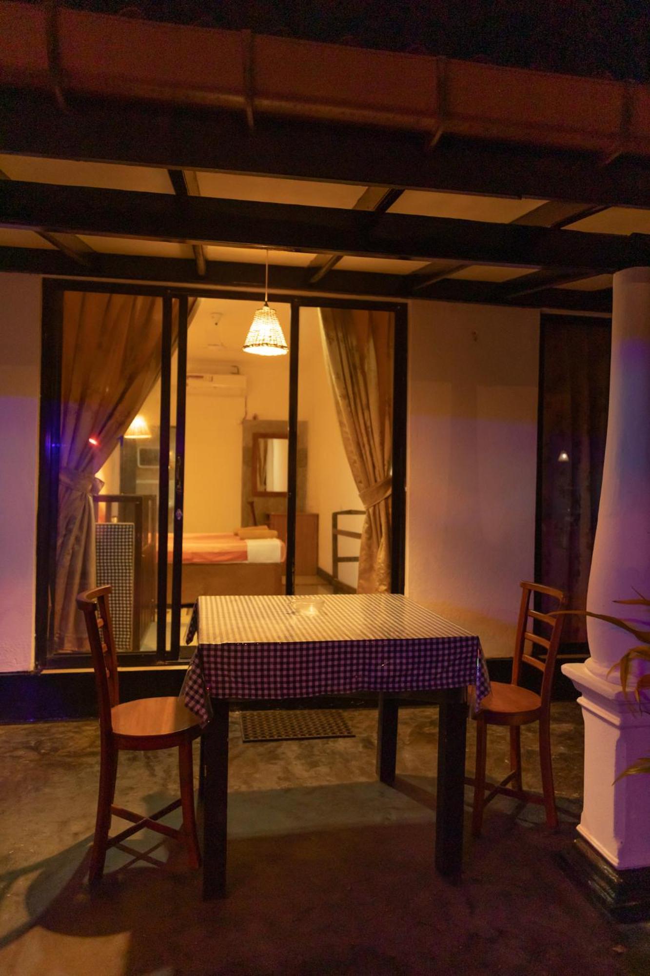 Yes Beach House Mirissa Εξωτερικό φωτογραφία